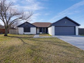 6200  Avanti Drive , Arlington Texas 76001