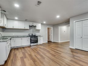 3919  Mehalia Drive , Dallas Texas 75241