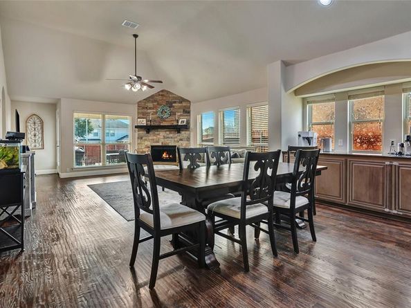 629  Fox View Drive , Fort Worth Texas 76131