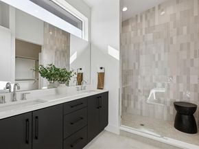 2142  Lovedale Avenue  104, Dallas Texas 75235