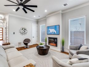 518  Crete Street , Dallas Texas 75203