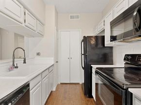 7151  Gaston Avenue  409, Dallas Texas 75214