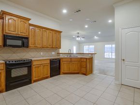 119  Crestway Drive  22, Cedar Hill Texas 75104