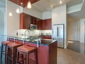 2600 W 7th Street  2452, Fort Worth Texas 76107