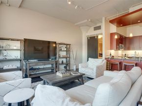 2600 W 7th Street  2452, Fort Worth Texas 76107