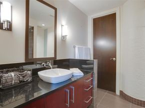 2600 W 7th Street  2452, Fort Worth Texas 76107