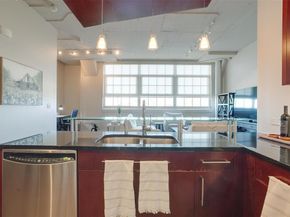 2600 W 7th Street  2452, Fort Worth Texas 76107