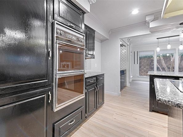 509 N Durango Circle , Irving Texas 75062