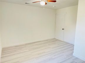 1264  Cedar Haven Avenue , Dallas Texas 75216