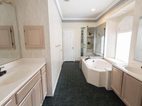 1212  Ashbrook Drive , Grand Prairie Texas 75052