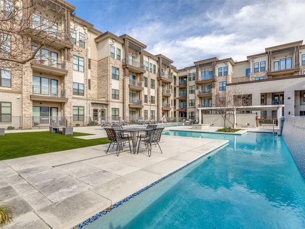 2700  Old Denton Road  3350, Carrollton Texas 75007