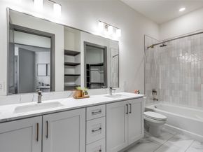 2700  Old Denton Road  3350, Carrollton Texas 75007