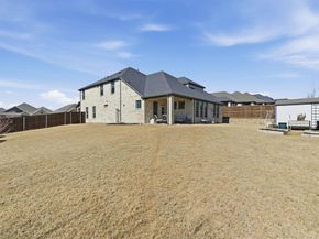 5613  Summit Creek Road , Fort Worth Texas 76126