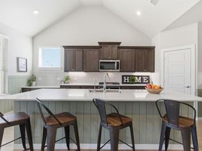 5613  Summit Creek Road , Fort Worth Texas 76126