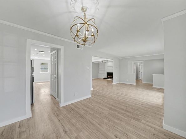 1120  Misty Glen Lane , Dallas Texas 75232