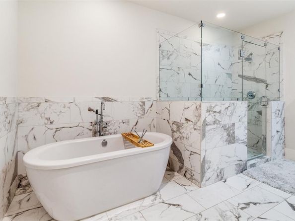 4621  Cowan Avenue , Dallas Texas 75209