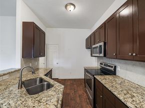 3101  Eastcrest Court , Fort Worth Texas 76105