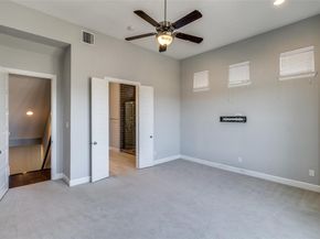 1348  Arch Place , Dallas Texas 75215