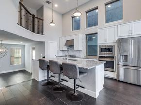 1348  Arch Place , Dallas Texas 75215