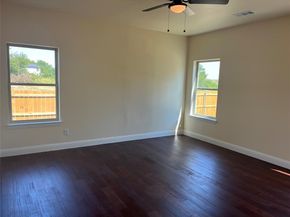 5332  Booker T Street , Fort Worth Texas 76105