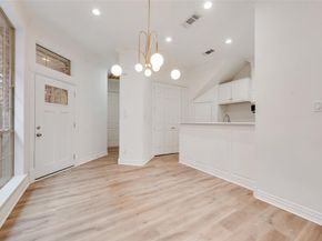 537  Lochngreen Trail , Arlington Texas 76012