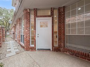 537  Lochngreen Trail , Arlington Texas 76012