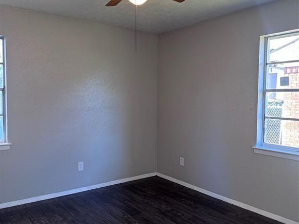 6208  Harmony Lane , Dallas Texas 75241