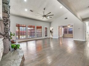 3808 E Runge Court E, Irving Texas 75038