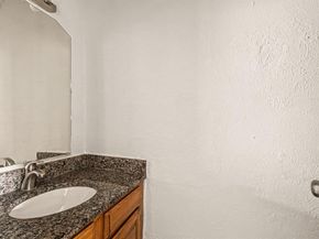 8005  Rothington Road  5157, Dallas Texas 75227