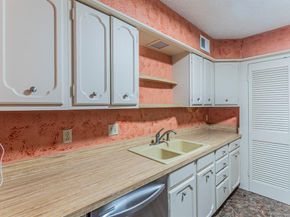 408  Hollyhill Lane , Denton Texas 76205