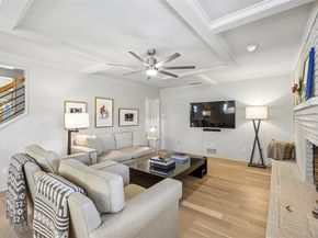9933  Vistadale Drive , Dallas Texas 75238