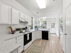 239  High Pointe Lane , Cedar Hill Texas 75104