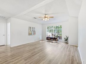 239  High Pointe Lane , Cedar Hill Texas 75104