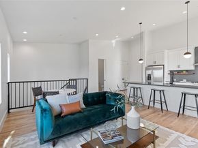 2120  Lovedale Avenue  103, Dallas Texas 75235