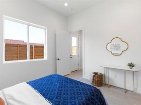 2120  Lovedale Avenue  103, Dallas Texas 75235