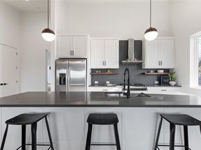 2120  Lovedale Avenue  103, Dallas Texas 75235