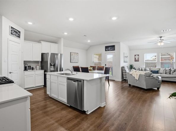 210  Gatecrest Drive , Fate Texas 75087