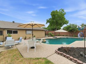 2307  Castle Rock Road , Carrollton Texas 75007