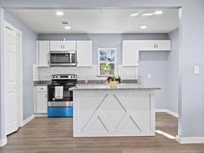 2837  May Street , Fort Worth Texas 76110