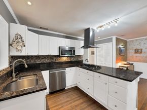 1118  Tenison Memorial Drive , Dallas Texas 75223