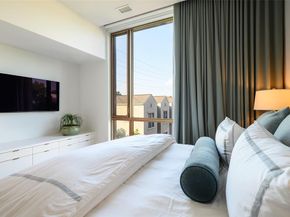 4205  Buena Vista Street  302, Dallas Texas 75205