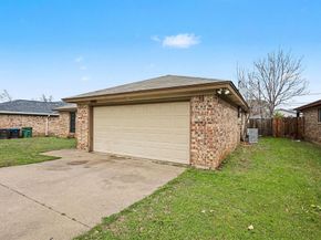 2808  Southpark Lane , Fort Worth Texas 76133