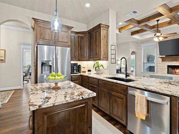 1509  Sea Breeze Lane , Azle Texas 76020