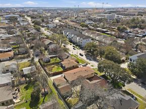 2627  Forest Park Boulevard , Fort Worth Texas 76110