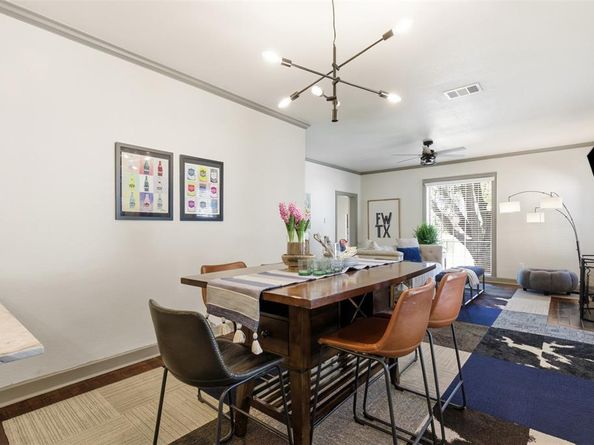 2627  Forest Park Boulevard , Fort Worth Texas 76110