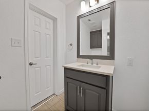 1107 S Waverly Drive , Dallas Texas 75208