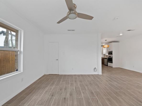 1107 S Waverly Drive , Dallas Texas 75208