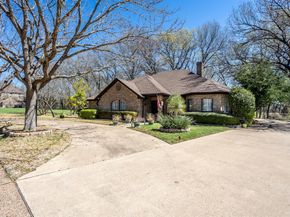 714  MILL CREEK Road , Lancaster Texas 75146