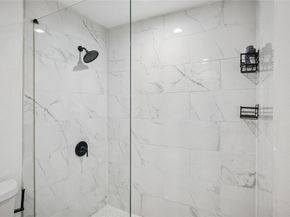 912  Glen Oaks Boulevard , Dallas Texas 75232