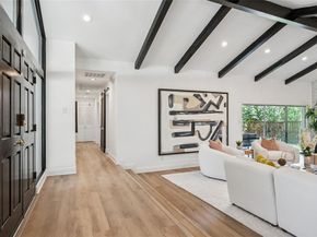 912  Glen Oaks Boulevard , Dallas Texas 75232